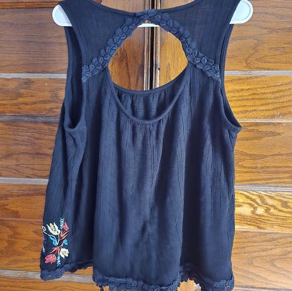 Torrid Embroidered Tank - Picture 2 of 6